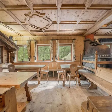 Amazing Chalet In Neustift Im Stubai With Sauna- What'app - 0034-635-520-036 - For Reservations! * ניוסטיפט אים סטובאיטל