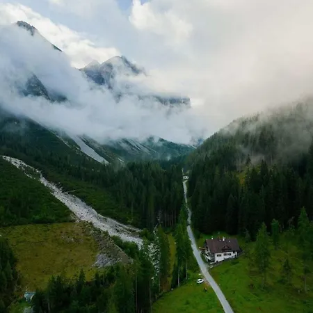 Amazing Chalet In Neustift Im Stubai With Sauna- What'app - 0034-635-520-036 - For Reservations! Villa *